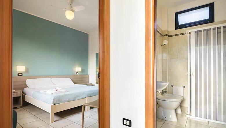Hotel Dei Bizantini & Villaggio Campo Dei Messapi سان بيترو في بيفانا المظهر الخارجي الصورة